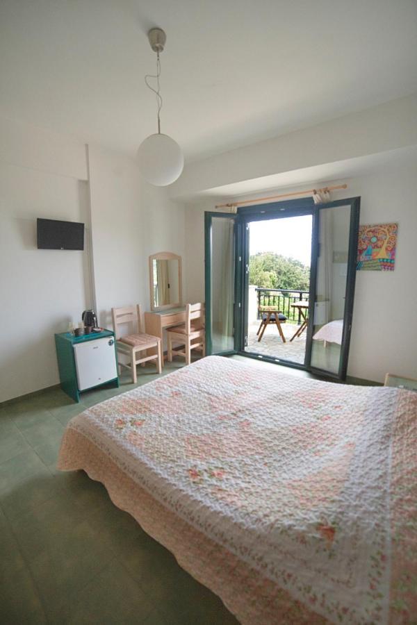 Eri Rooms To Let Raches (Ikaria) Exterior foto